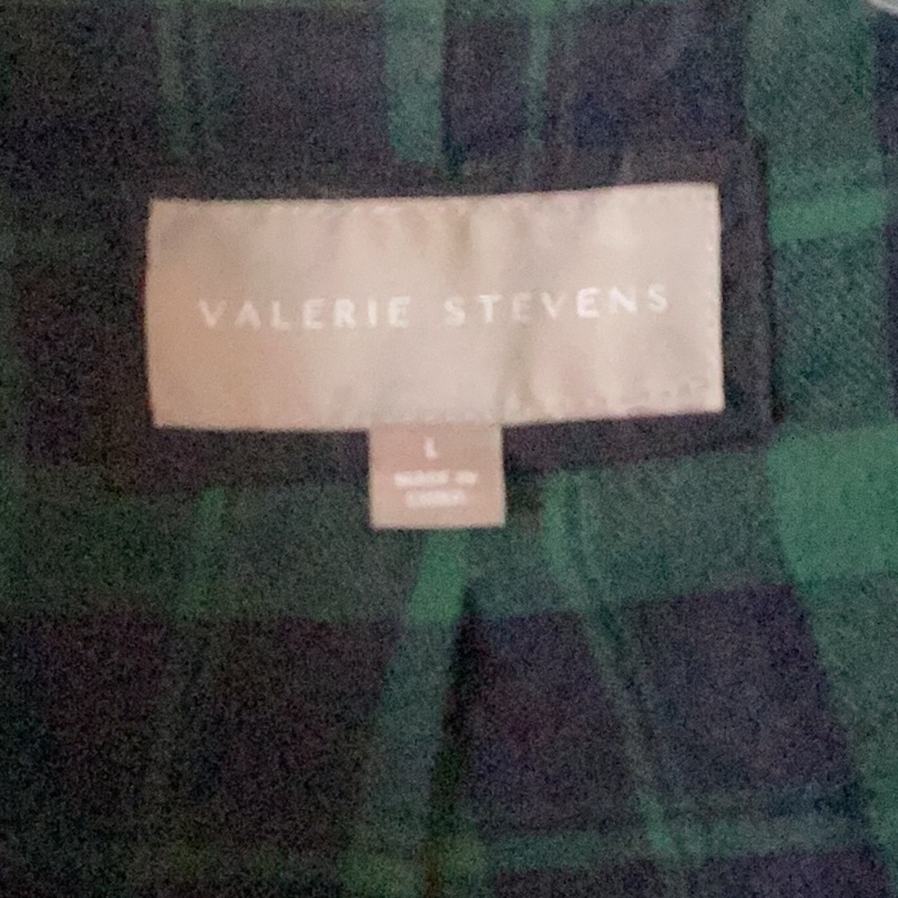 Navy Blue Quilted Vest - Picture 4 of 5